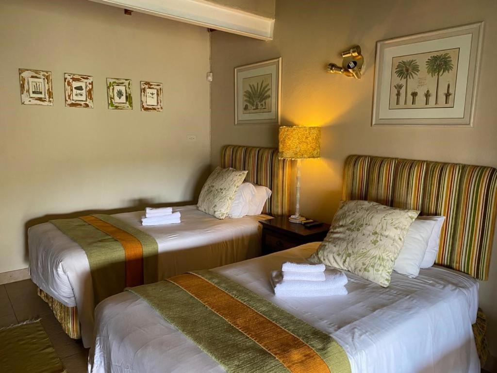 Croc River Lodge Komatipoort Kültér fotó