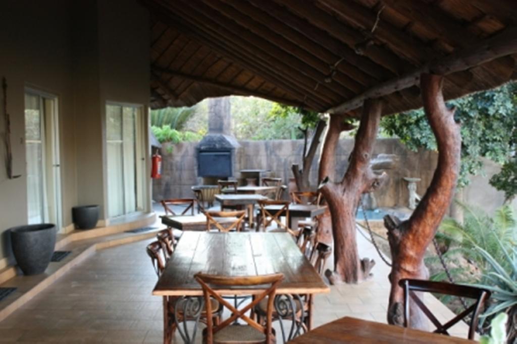 Croc River Lodge Komatipoort Kültér fotó