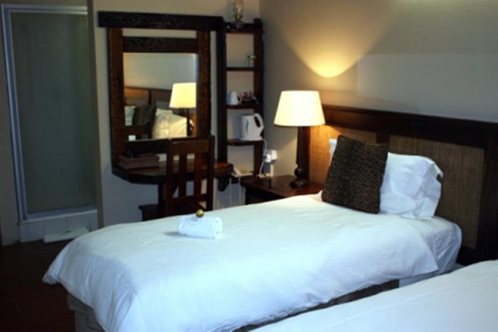 Croc River Lodge Komatipoort Kültér fotó